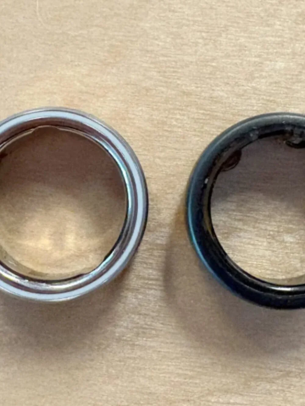 Oura Ring 4 Gen 4 Silver/Black New in Box - Any Size